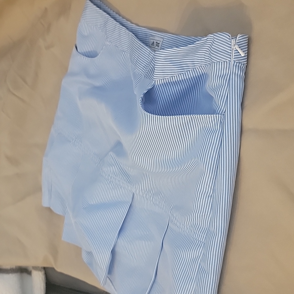 Adidas skort - Picture 3 of 3